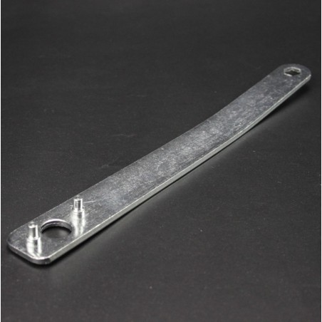 Clef de serrage meuleuse Black  et  Decker KG2000