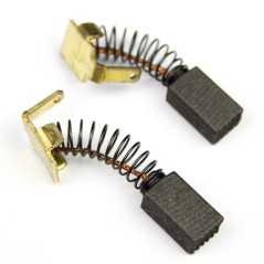 Charbons pour taille haies BLACK   et  DECKER gt450, gt480, gt501