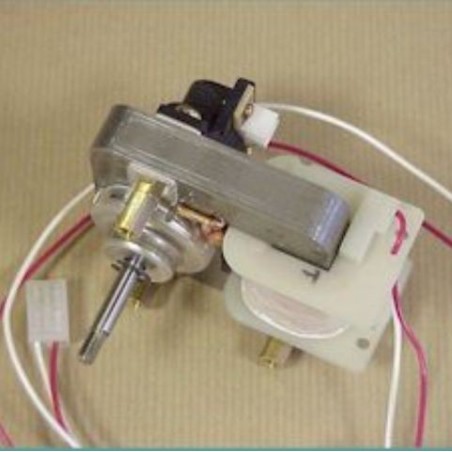 Moteur de combustion pour poêle à pétrole 