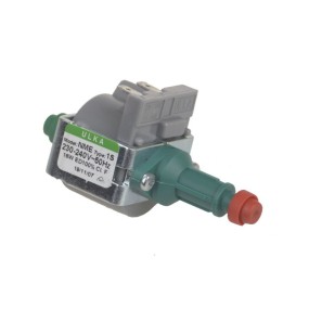 Pompe pour centrale vapeur et nettoyeur vapeur DOMENA